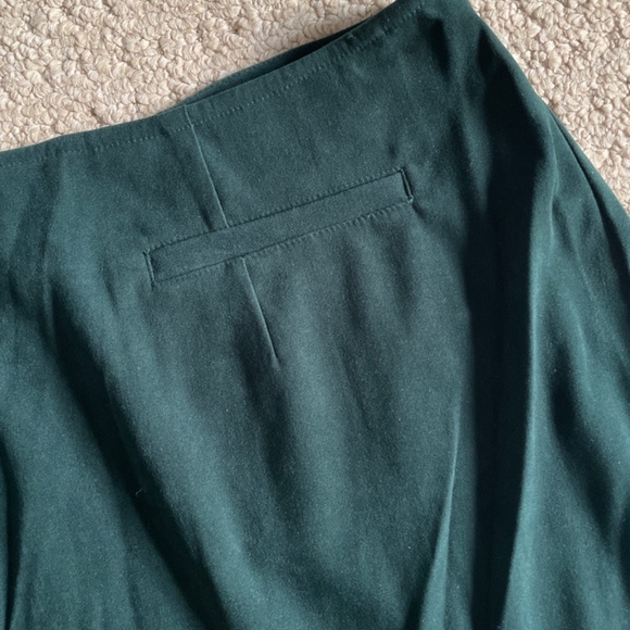 Forest Green Matching Shirt and Skirt Set 18/20 BNWOT - Picture 7 of 9